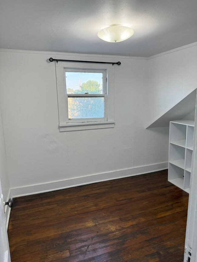 Photo - 612 N Absaroka St