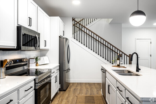 3BR, 2.5BA - 1865SF
