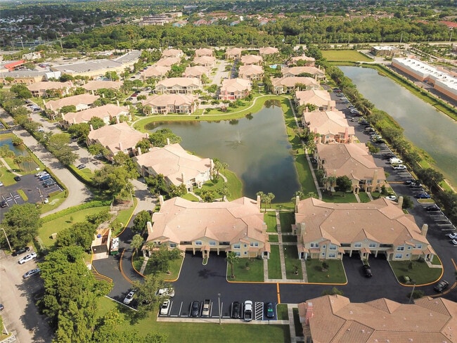 Photo - 306 Belmont Ln Unit 306