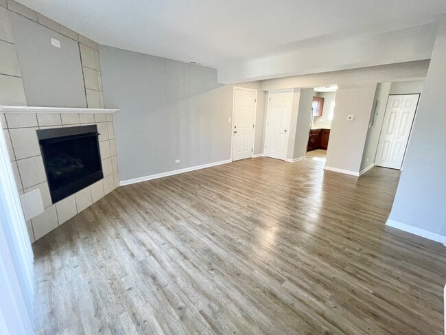 Photo - 201 Penny Ave Unit 2A