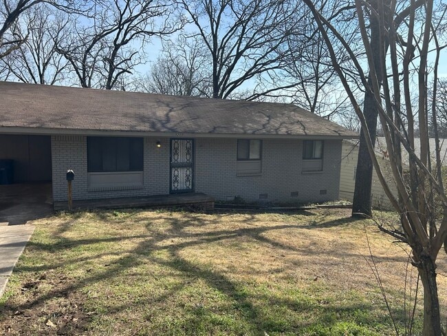 Photo - 3 Bedroom 1 1/2 Bath