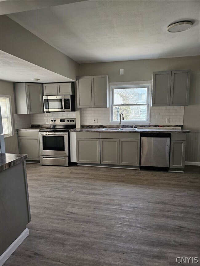 Photo - 111 Abell Ave