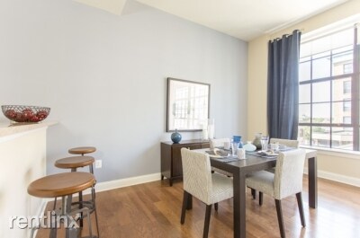 Photo - 1440 Mount Vernon St