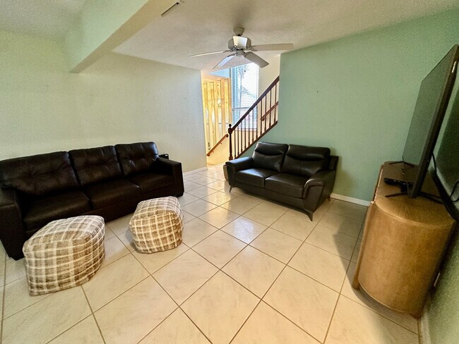 Photo - 1292 Nettles Blvd Unit SI ID1538695P