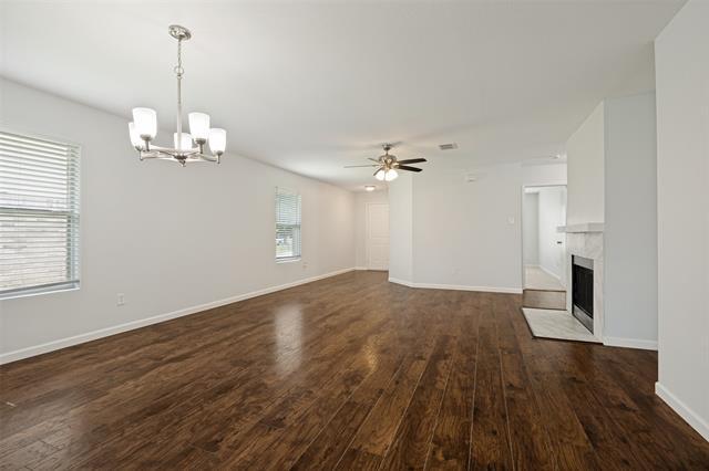 Photo - 708 Claiborn Ln