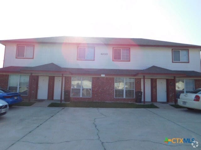 Building Photo - 4207 Alan Kent Dr Unit C Rental