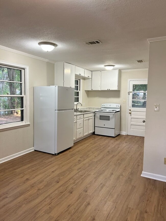 Photo - TWO BEDROOM, ONE BATH HOME