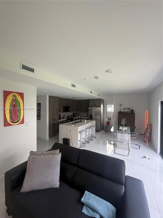 Photo - 1327 NW 2nd Ln