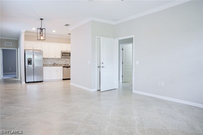 Photo - 1573 Vizcaya Ln