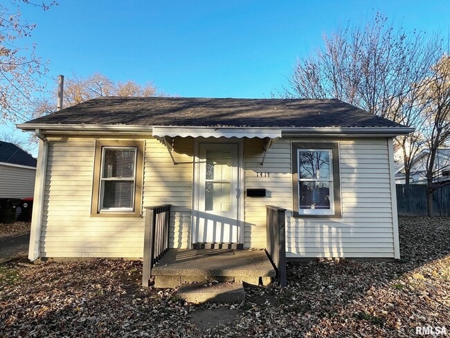 Photo - 1411 E Crestwood Dr