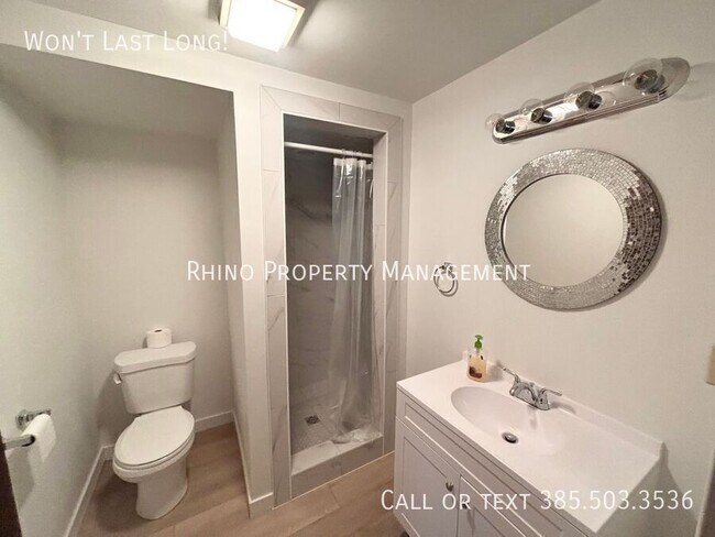 Photo - 825 W Arapahoe Ave Unit B