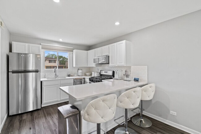 Photo - 107 Morningside Dr Unit -