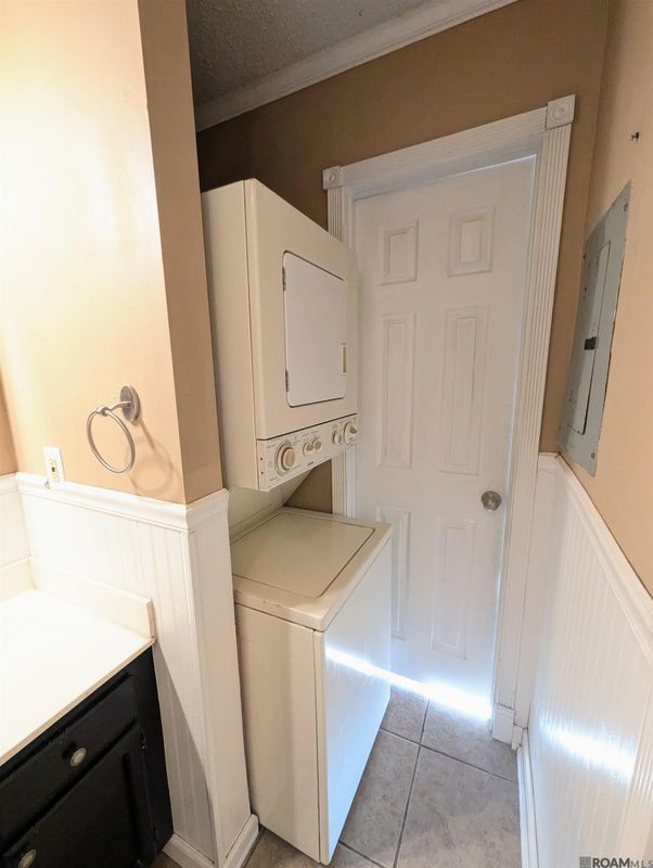 Photo - 402 Lee Dr Unit 3c