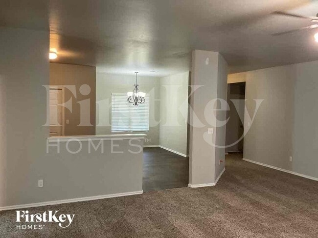 Photo - 233 NE 21st Ct