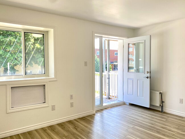 Photo - 630 Cummings Ave Unit 209