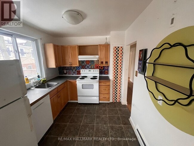 Photo - 2 Bellhaven Rd Unit 2