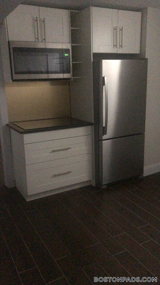 7 Webster St Unit 1
