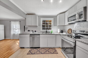 Photo - Move In Today | Furnished Room Unit ROOM 6