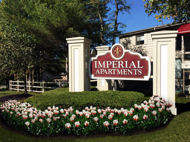 Imperial Village Apartments - Imperial Village Apartments