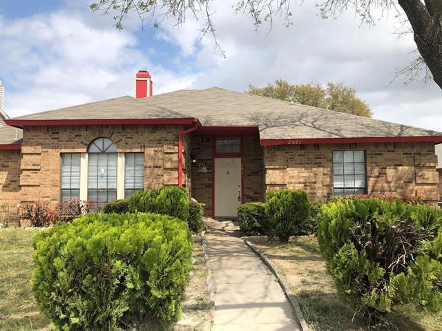 Building Photo - 2021 Meadow Park Dr