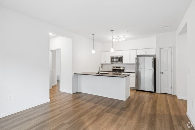 Chestnut 2BR, 1BA - 991SF - Living Room and Kitchen