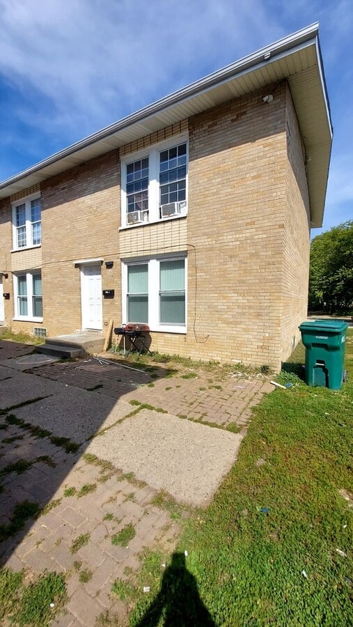 Photo - 2202 Hebron Ave