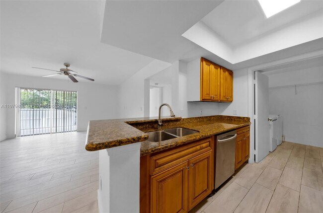 Photo - 5760 Rock Island Rd Unit 321