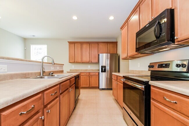 Photo - 140 Georgetowne Dr