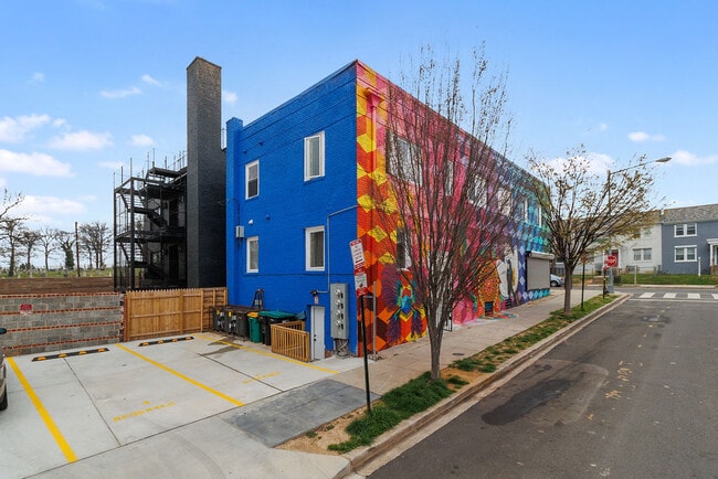 1730 Trinidad Ave NE Unit 3