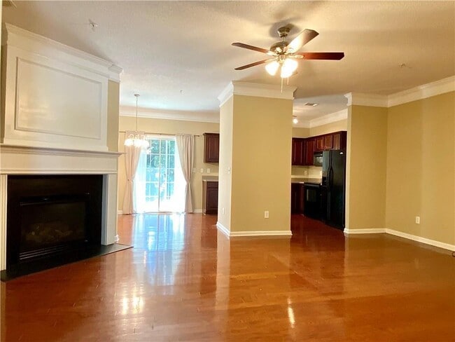 Photo - 921 Magnolia Leaf Dr