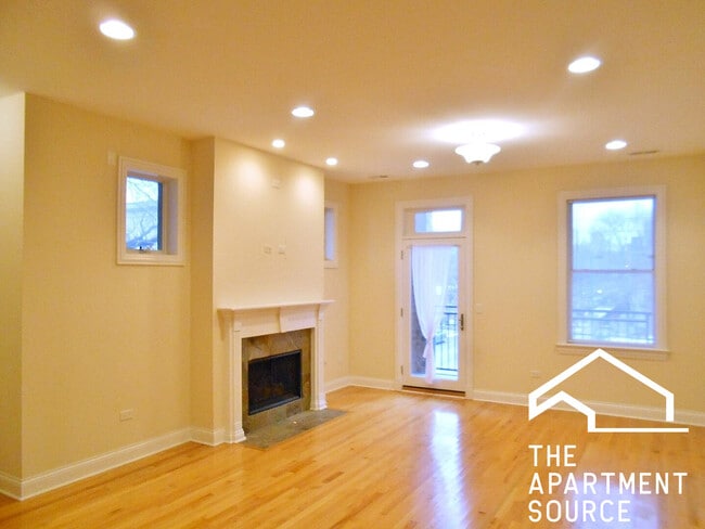 Photo - 1401 W Altgeld St Unit 2A