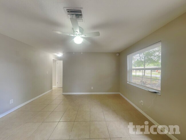 Photo - 8636 Oriole Ln