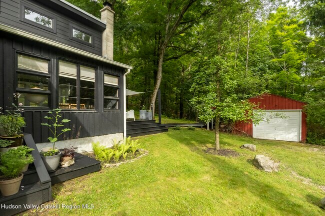 Photo - 46 E Pond Lilly Rd