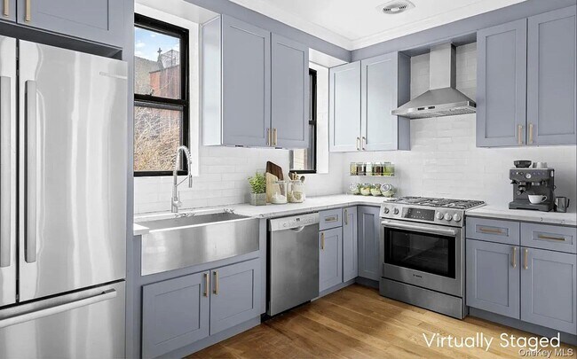 Photo - 181 Park Ave