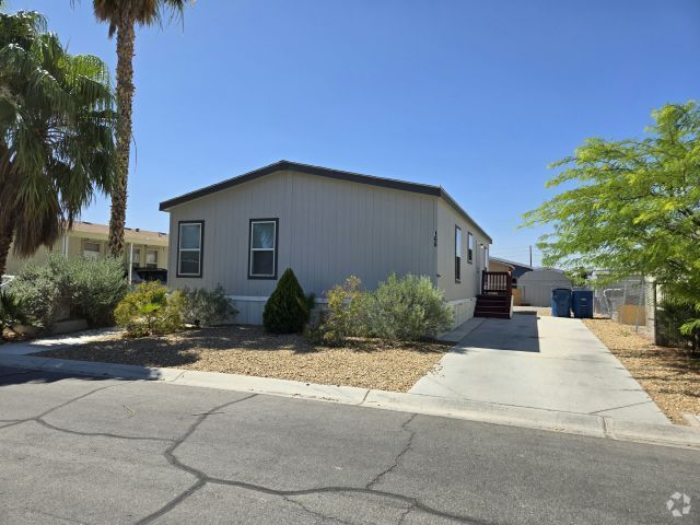 Building Photo - 6105 E Sahara Ave Rental