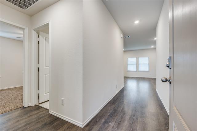 Photo - 309 Patina St