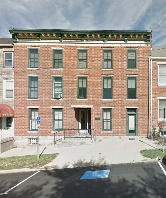 Building Photo - 179 W Main St Rental