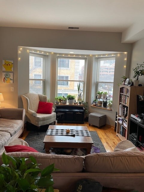 Photo - 901 W Dakin St Unit 2E