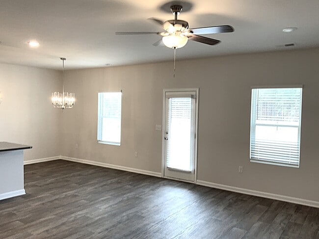 Photo - 3184 Emberly Dr