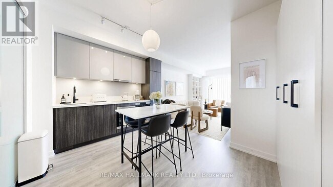 Photo - 158 Front St E Unit 301