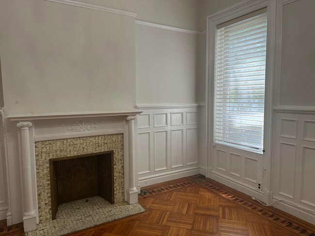 Photo - 710 Hudson St Unit 2