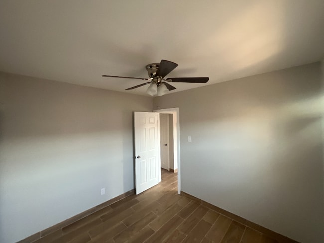 Building Photo - 9514 Avalon Blvd Rental