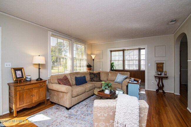 Photo - 1007 S Shores Rd