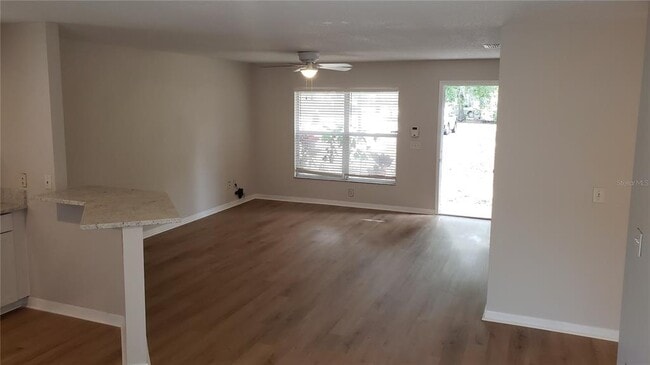 Photo - 10608 N 50th St