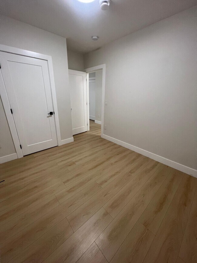 Photo - 10117-1172A 172A St