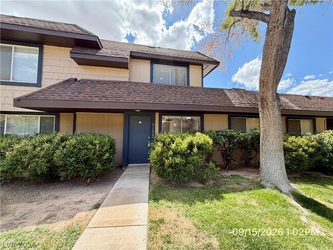 6122 Meadow View Ln