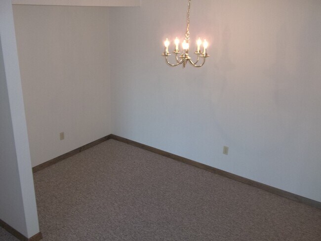 Photo - Old Orchard By The Bay Apartments