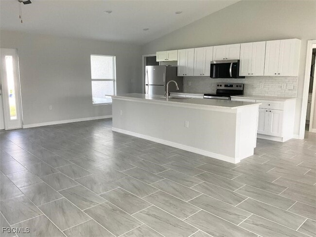 Photo - 1708 NE 33rd Ln