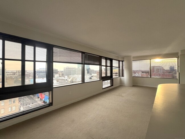 Photo - 127 Greyrock Pl Unit 1613