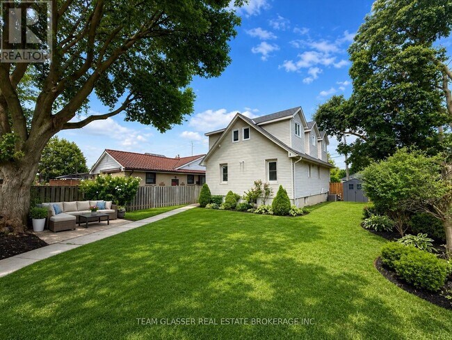 Photo - 63 Elliott St